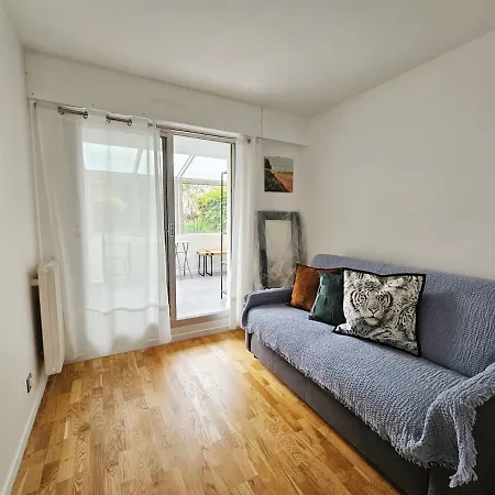 Appartamento Large Air-conditioned For 7 People, Free Parking Parigi