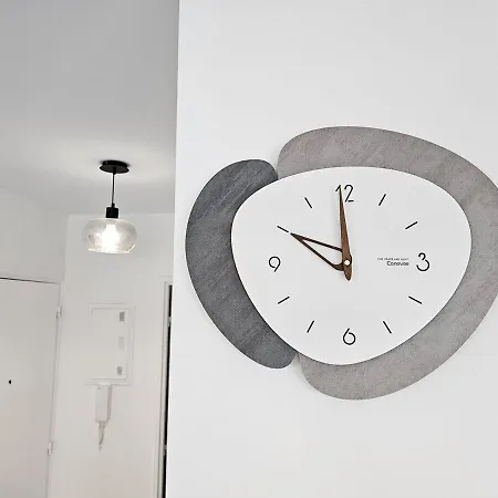 Appartement Large Air-conditioned For 7 People, Free Parking *