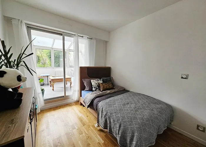 Large Air-conditioned For 7 People, Free Parking 公寓